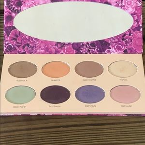 NEW Tarina Tarantino Eye Shadow Palette